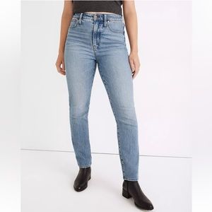 Madewell The Curvy Perfect Vintage Jean in Banner Wash